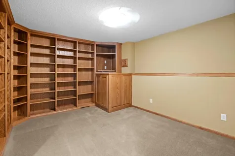 5325 Fernwood Trail North Branch MN 55056