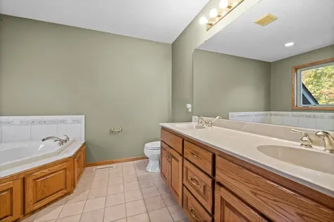 5325 Fernwood Trail North Branch MN 55056
