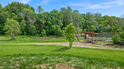 5325 Fernwood Trail North Branch MN 55056