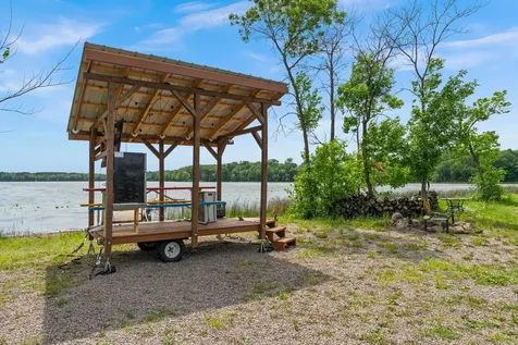 5325 Fernwood Trail North Branch MN 55056