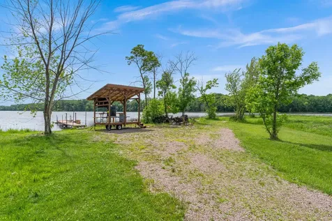 5325 Fernwood Trail North Branch MN 55056