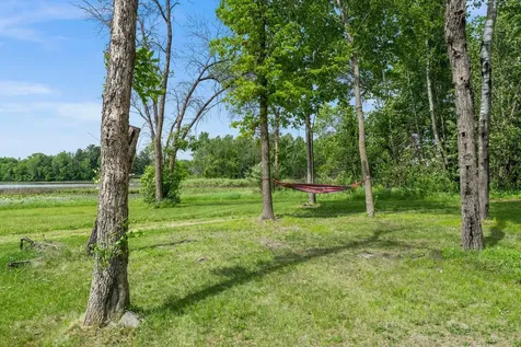 5325 Fernwood Trail North Branch MN 55056