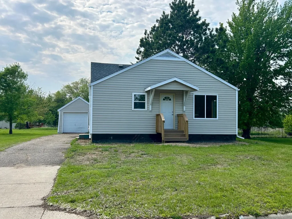 609 4th Street NW Wadena MN 56482