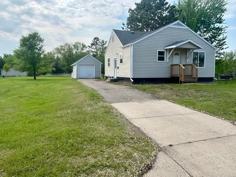609 4th Street NW Wadena MN 56482