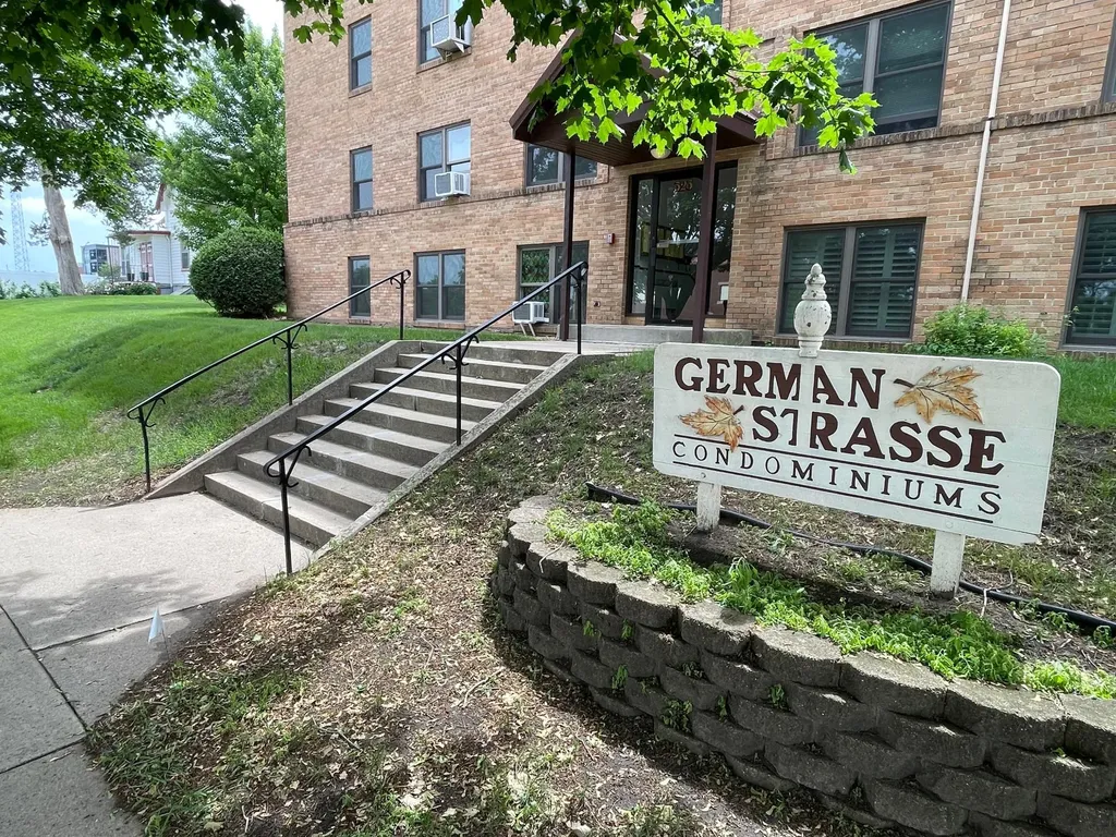 323 N German Street New Ulm MN 56073