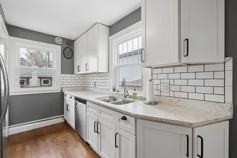 2043 Stanford Avenue Saint Paul MN 55105