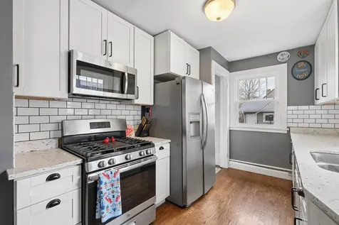 2043 Stanford Avenue Saint Paul MN 55105