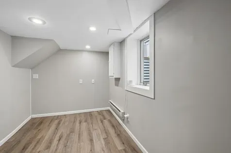 2043 Stanford Avenue Saint Paul MN 55105