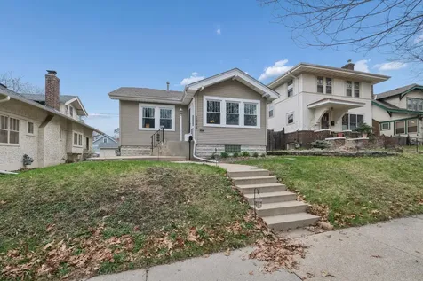 2043 Stanford Avenue Saint Paul MN 55105