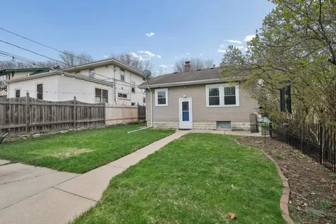 2043 Stanford Avenue Saint Paul MN 55105