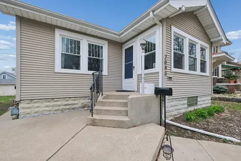 2043 Stanford Avenue Saint Paul MN 55105