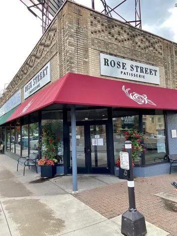 2043 Stanford Avenue Saint Paul MN 55105