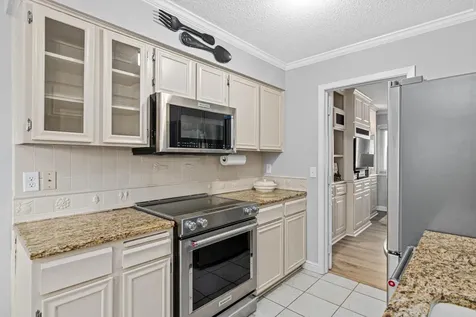 7093 146th Street W Apple Valley MN 55124