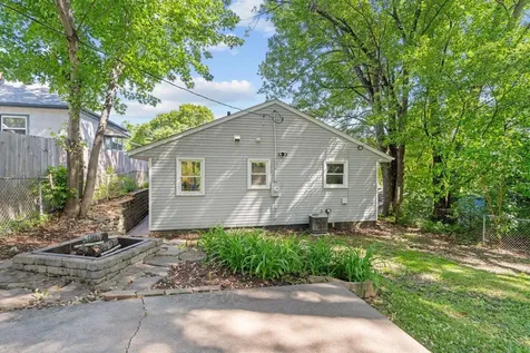 510 Wyoming Street E Saint Paul MN 55107