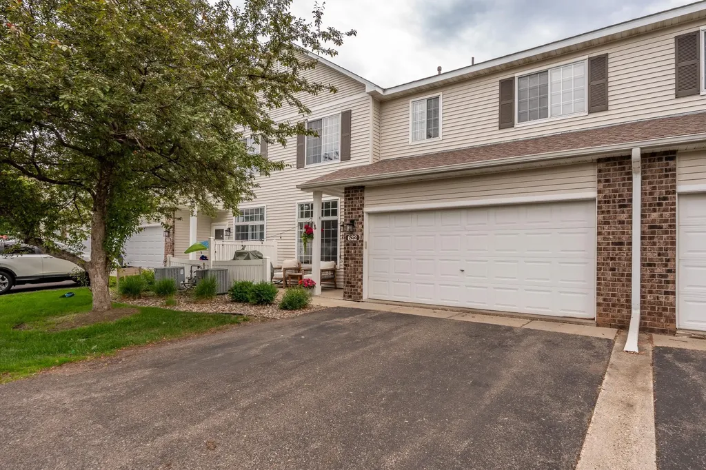 622 Tamarack Trail Farmington MN 55024