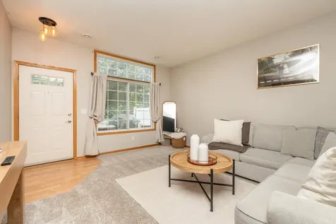 622 Tamarack Trail Farmington MN 55024