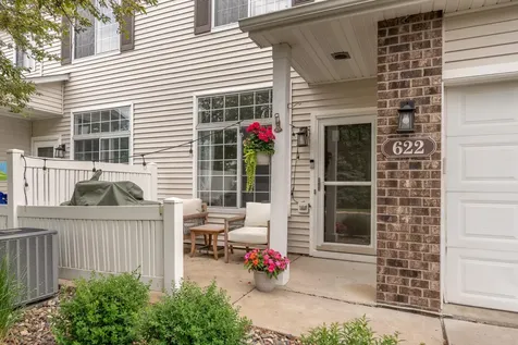622 Tamarack Trail Farmington MN 55024
