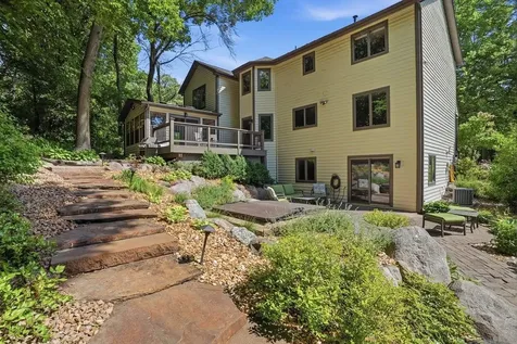 13766 Princeton Court Savage MN 55378