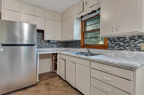 1308 10th Street SW Willmar MN 56201