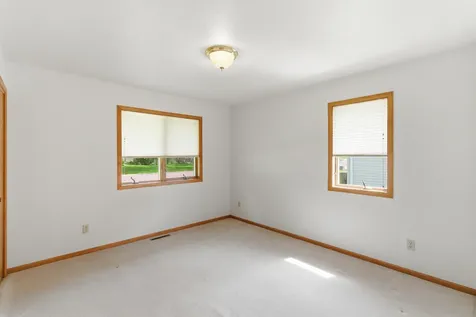 18 Mill Avenue Minnesota Lake MN 56068