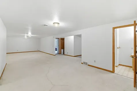 18 Mill Avenue Minnesota Lake MN 56068