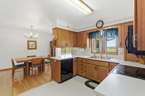 18 Mill Avenue Minnesota Lake MN 56068