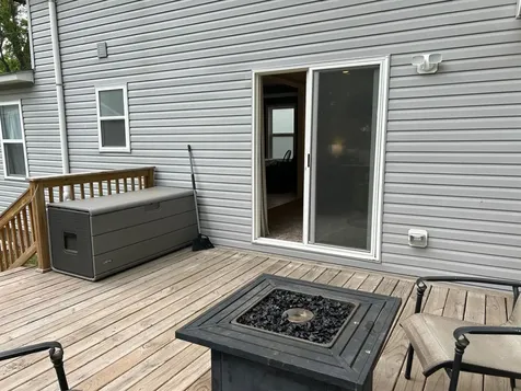 1521 Desoto Avenue N Glencoe MN 55336