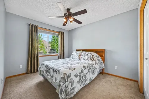 5443 Brewer Lane Inver Grove Heights MN 55076