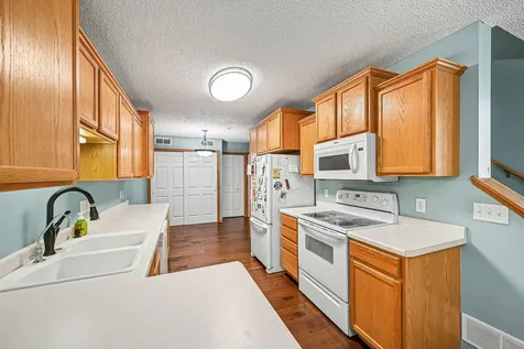 5443 Brewer Lane Inver Grove Heights MN 55076