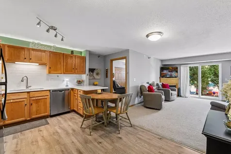 1321 Lake Drive W Chanhassen MN 55317