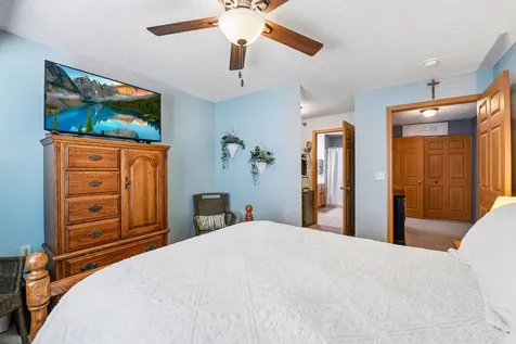 1321 Lake Drive W Chanhassen MN 55317