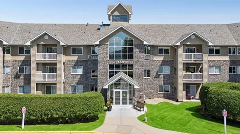 1321 Lake Drive W Chanhassen MN 55317