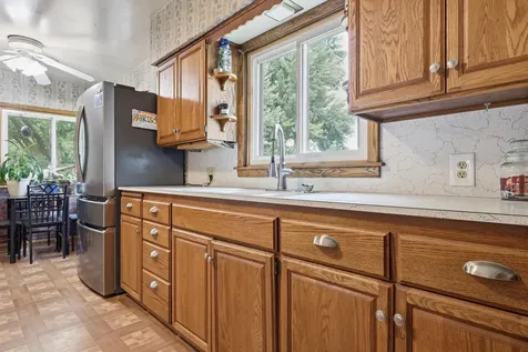 120 Park Place W Norwood Young America MN 55368