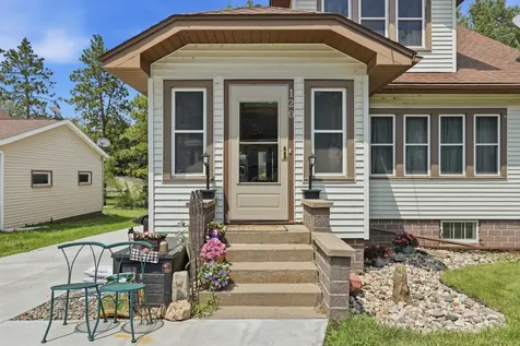 120 Park Place W Norwood Young America MN 55368