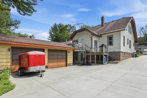 120 Park Place W Norwood Young America MN 55368