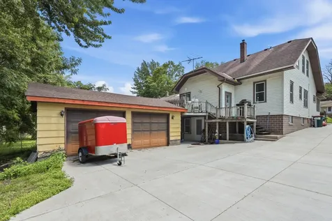 120 Park Place W Norwood Young America MN 55368