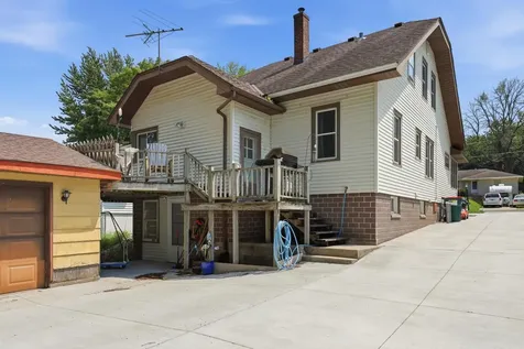 120 Park Place W Norwood Young America MN 55368