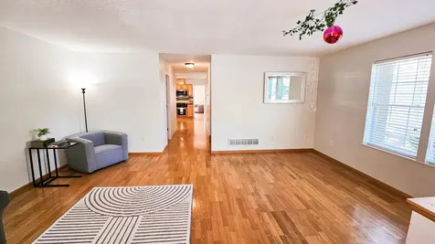 113 N Ash Street Chaska MN 55318