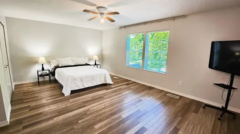 113 N Ash Street Chaska MN 55318