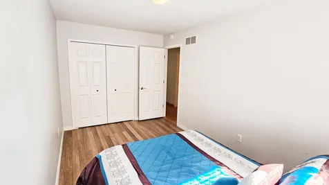 113 N Ash Street Chaska MN 55318