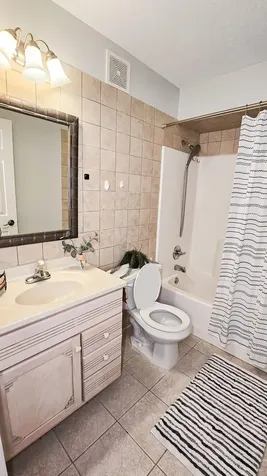 113 N Ash Street Chaska MN 55318