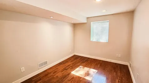113 N Ash Street Chaska MN 55318