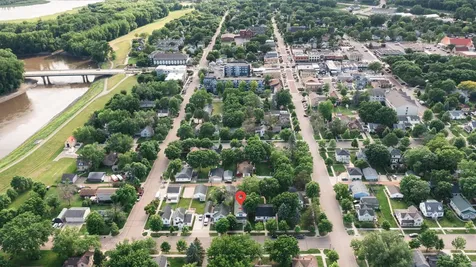 113 N Ash Street Chaska MN 55318