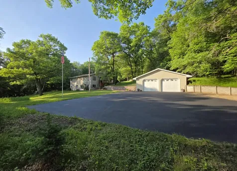 11870 County Road 40 NE Spicer MN 56288
