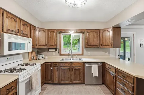 11870 County Road 40 NE Spicer MN 56288