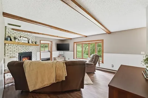 11870 County Road 40 NE Spicer MN 56288