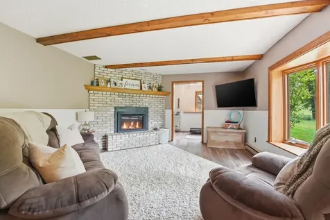 11870 County Road 40 NE Spicer MN 56288
