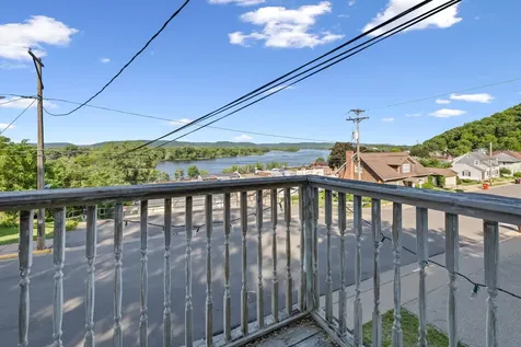 108 S Hill Street Fountain City WI 54629