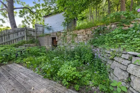 108 S Hill Street Fountain City WI 54629