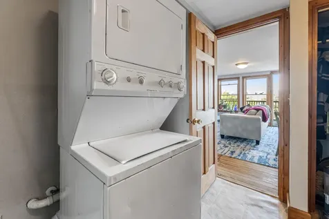 108 S Hill Street Fountain City WI 54629